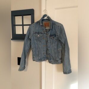 Levi's Classic Blue Denim Jacket